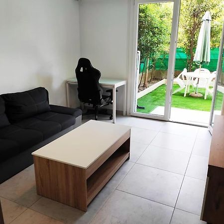 Menton, Appartement/Jardin, Proche Mer Et Centre Buitenkant foto